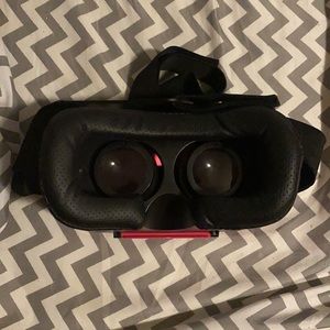 Basic VR to phone headset